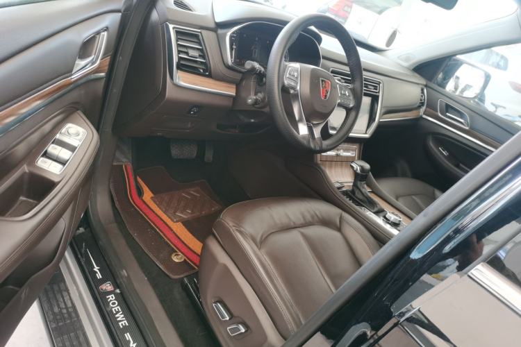Used Roewe RX8 2019 30T Smart Connectivity Four-Wheel Drive Supreme Flagship Edition
