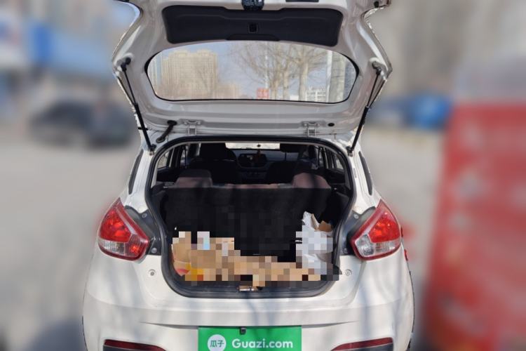 Used Baojun 310 2016 1.2L manual Comfort trim level
