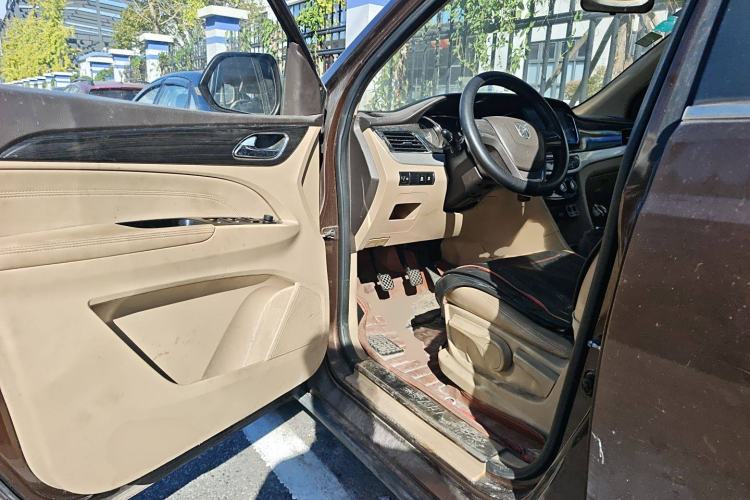 Used Baojun 730 2016 1.5L Manual Standard Version 7 Seats