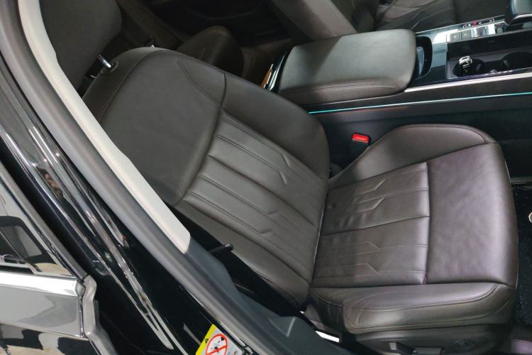 Used Audi A8 2018 A8L 55 TFSI quattro Launch Edition Prestige Model
