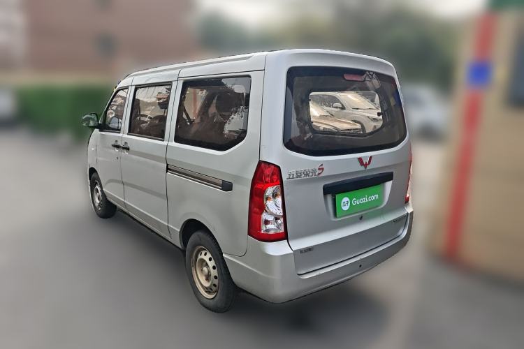 Used Wuling Rongguang S 2021 1.2L Base Model 5-Seater LSI