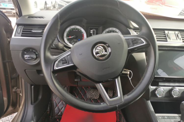 Used Skoda Octavia 2018 TSI230 DSG Luxury Edition