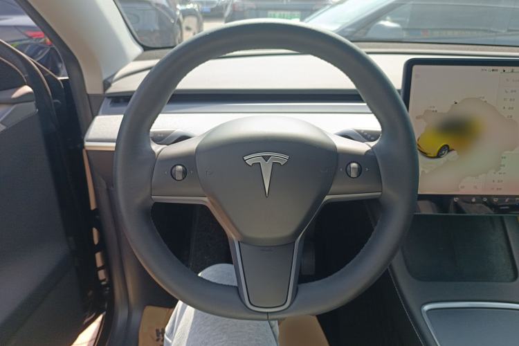 Used Tesla Model Y 2024 Rear-Wheel-Drive Version Steering Wheel