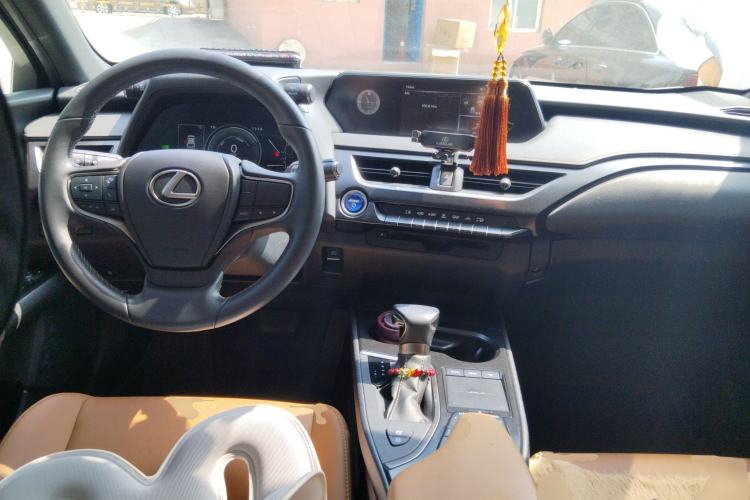 Used Lexus UX 2020 260h Explore-Cool Edition