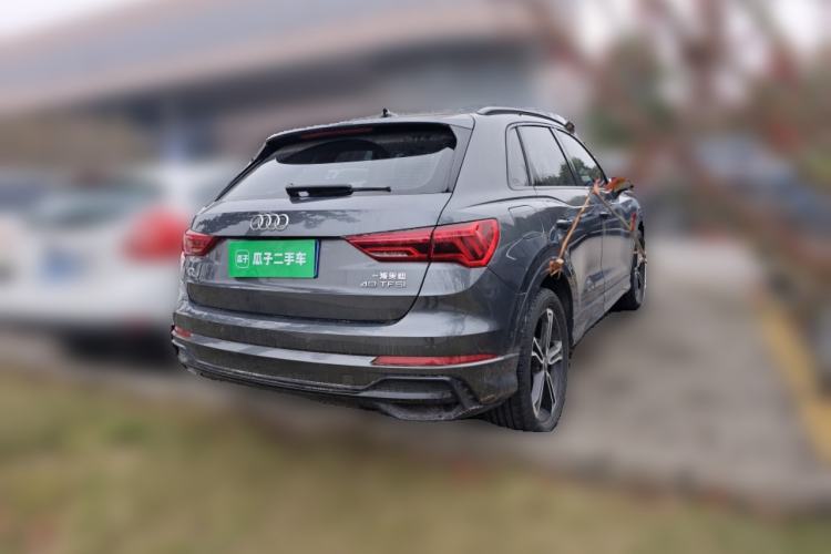 Used Audi Q3 2021 40 TFSI Fashion Dynamic Model
