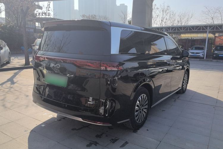 Used BYD Xia 2025 DM-i 1.5T 100km Supreme Edition
