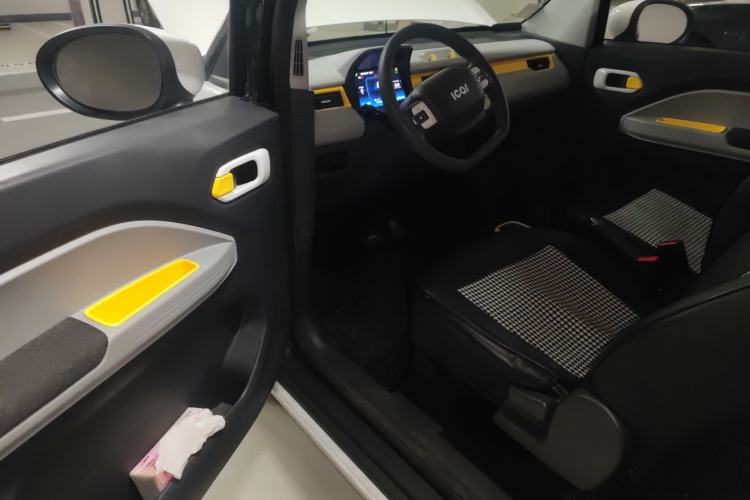 Used Chery QQ Ice Cream 2022 170km Sundae Phosphate Lithium-Ion