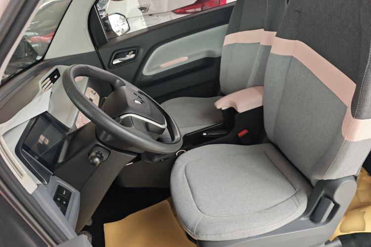 Used Wuling Hongguang MINIEV 2022 Macaron Premium Model – Lithium Ternary Battery Left Front Seat