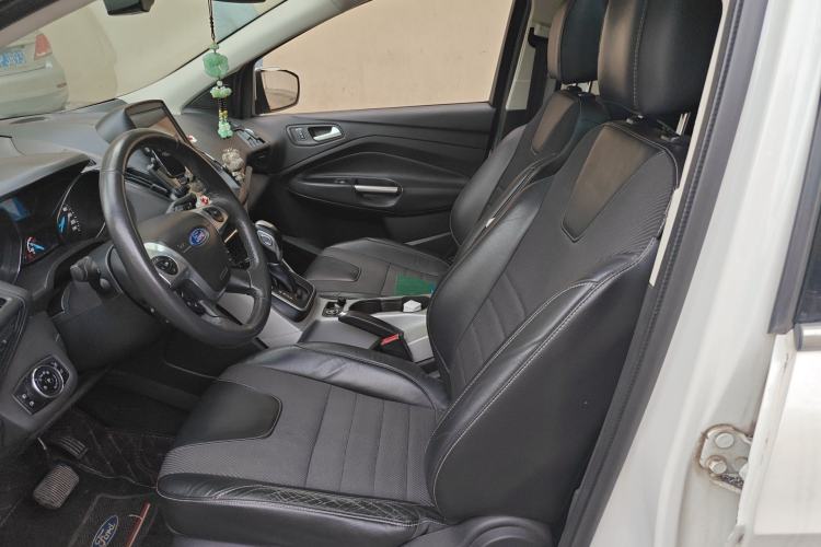 Used Ford Kuga 2013 1.6L GTDi Two-Wheel-Drive Trend Model