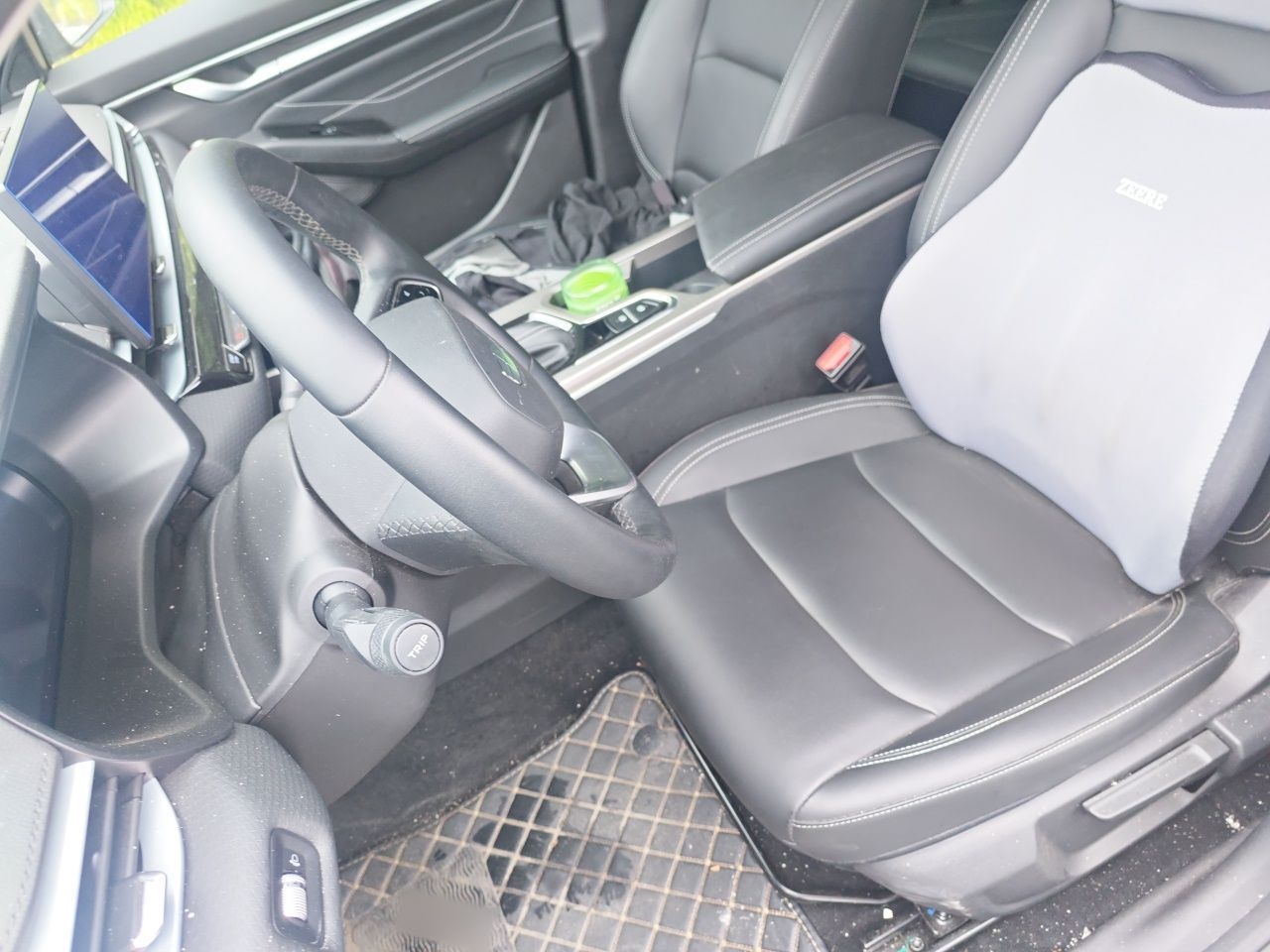 Geely Auto Emgrand 2025 4th Generation 1.5L CVT Luxury Version — снимка 14