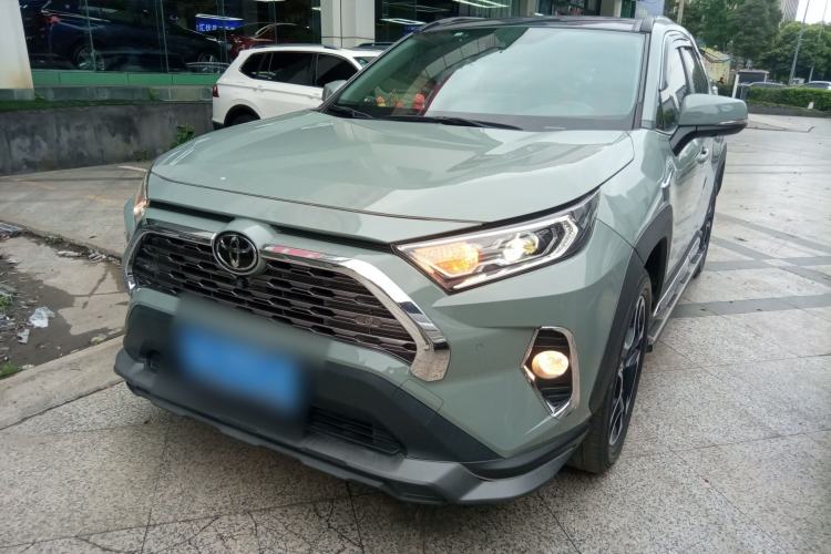 Used Toyota RAV4 2020 2.0L CVT Four-Wheel Drive Prestige Edition