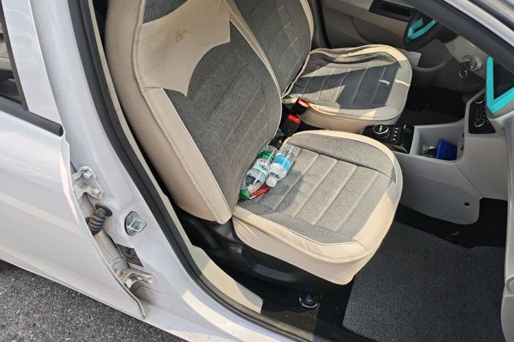 Used JMEV Xiao Qilin 2023 Joyful Edition 201km Comfort Model Right Front Seat