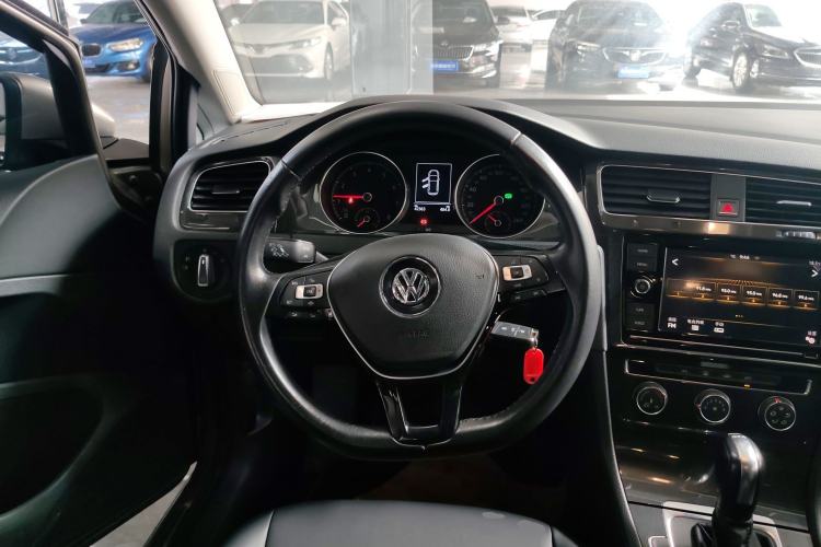 Used Volkswagen Golf 2019 200TSI DSG Comfort & Ambition Edition China VI Standard
