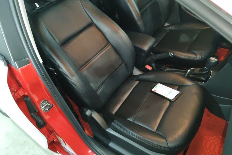 Used Volkswagen Polo 2016 1.6L Automatic Comfort Model
