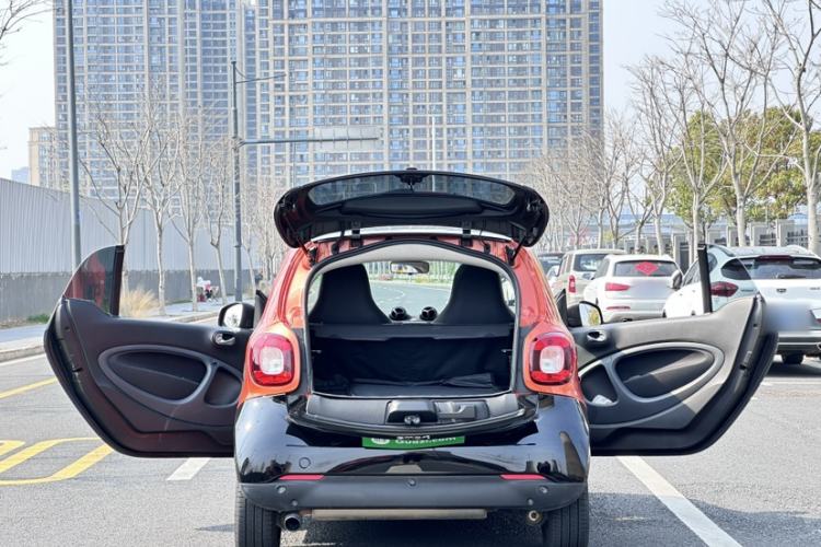 Used smart fortwo 2015 1.0L 52 kW Hardtop Passion Edition
