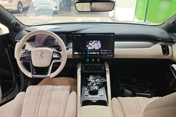 Used BYD Song L EV 2024 550 km Excellence Version
