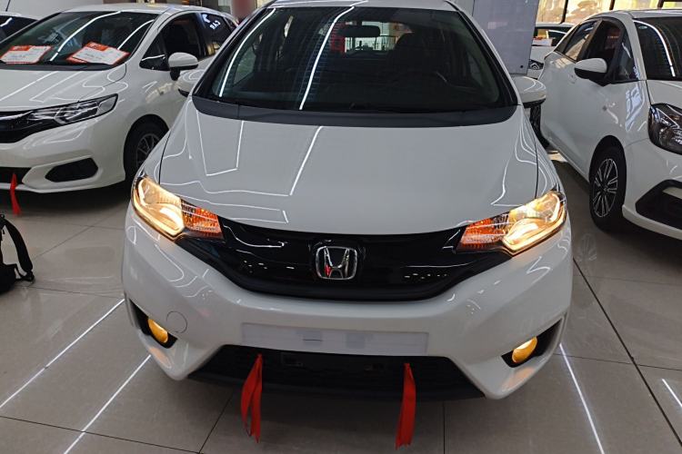 Used Honda Fit 2016 1.5L SE CVT Fashion Model Front