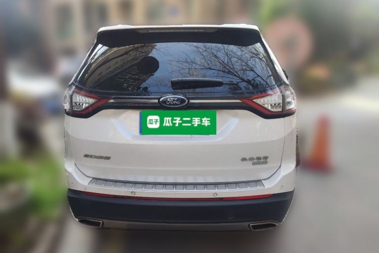 Used Ford Edge 2016 EcoBoost 245 Two-Wheel-Drive Titanium 7-Seater
