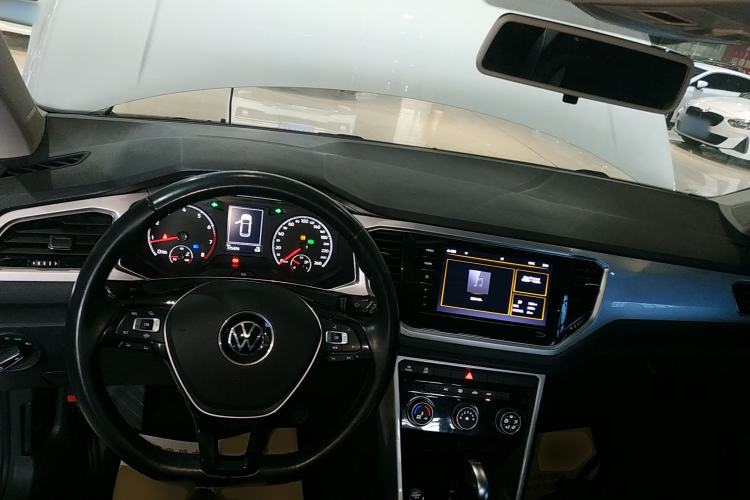 Used Volkswagen T-ROC 2022 280TSI DSG Two-Wheel Drive Elite PLUS