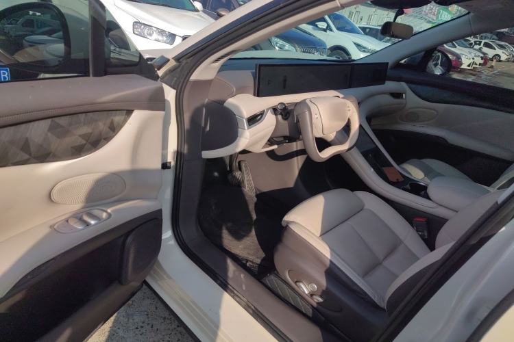 Used IM LS6 2023 Max Standard Edition
