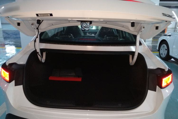 Used CHANGAN OSHAN 520 2025 Standard Edition
