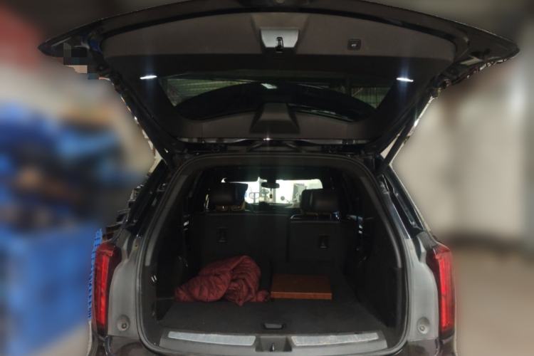 Used Cadillac XT6 2022 2.0T 7-Seater Two-Wheel Drive Luxury Version Trunk