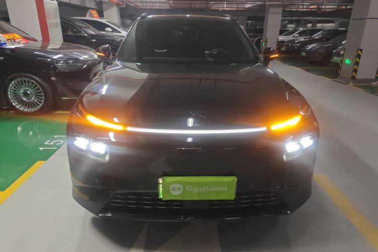 Used XPeng G9 2025 725 with Ultra-Long Range Max Front