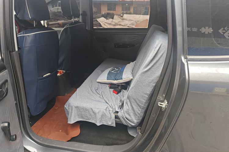 Used Wuling Hongguang New Energy 2025 Extended-Range Hybrid 50 km Standard Version
