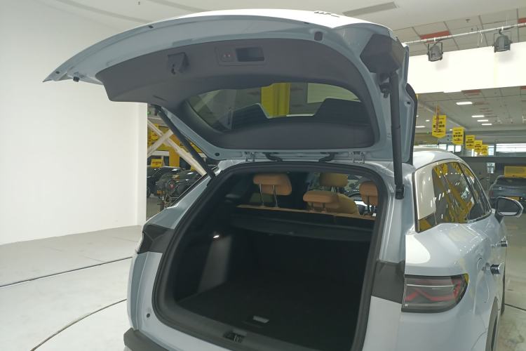 Used BYD Song L DM-i 2024 112 km Beyond Edition Trunk