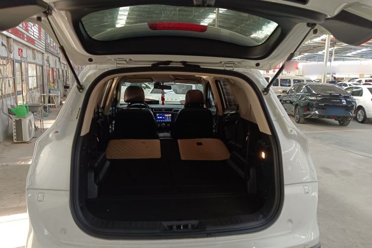 Used Dongfeng Fengon 580 2016 Revised Version 1.5T CVT Luxury Edition
