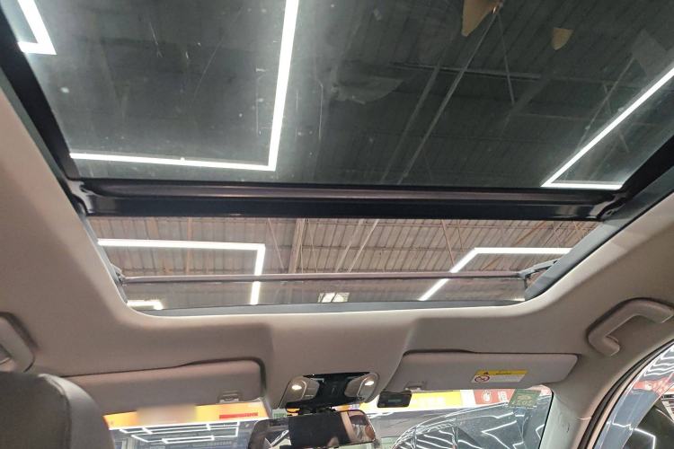 Used GAC Trumpchi GS7 2017 320T Two-Wheel-Drive Luxury Smart Connectivity Model