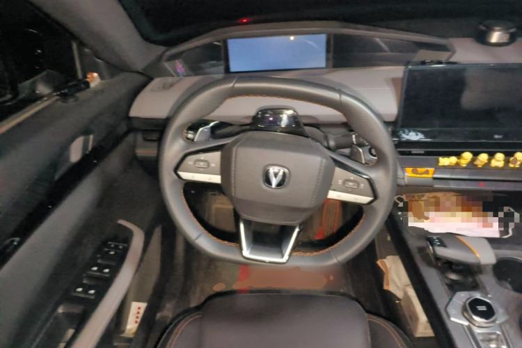 Used CHANGAN UNI-V 2022 1.5T Smart Navigation Version Steering Wheel