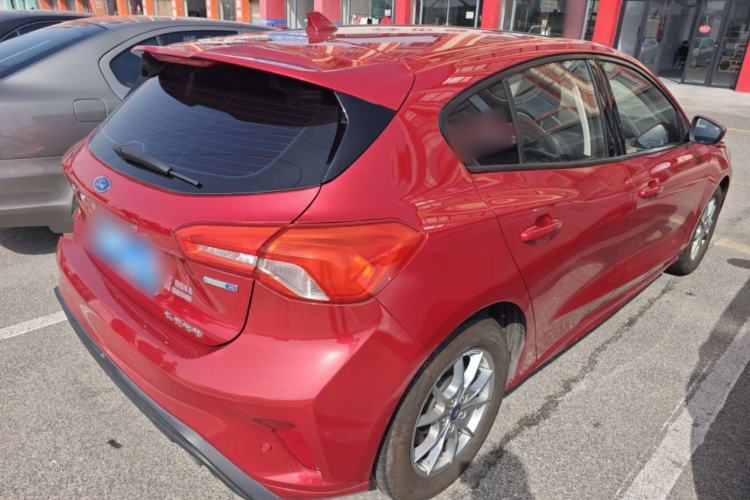 Used Ford Focus 2020 Hatchback EcoBoost 180 Automatic Trend Edition Rear Right 45 Deg