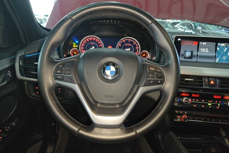 Used BMW X6 2019 xDrive28i M Sport Package Steering Wheel