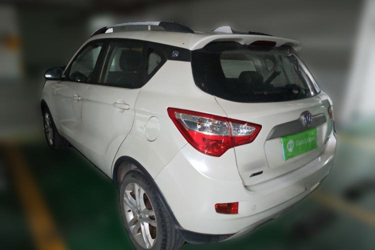Used CHANGAN CS35 2014 1.6L Manual Luxury Navigation Model China IV Standard
