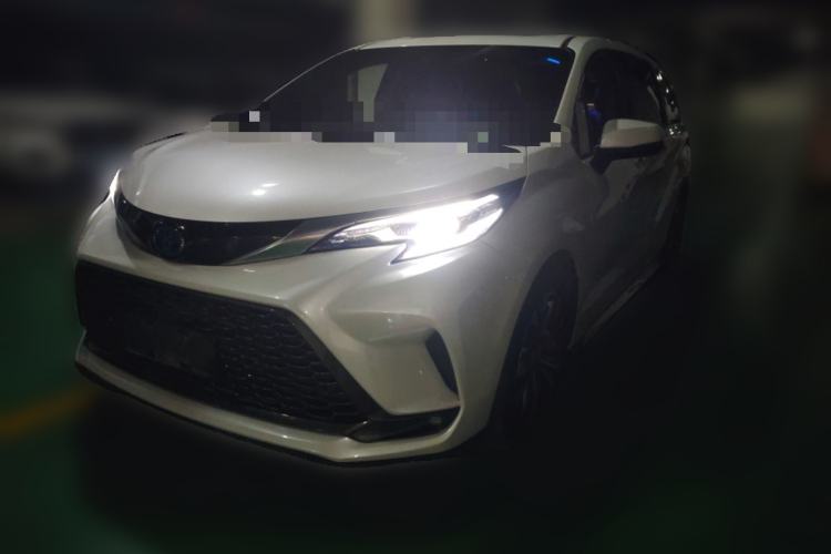 Used Toyota Granvia 2023 2.5L Hybrid Prestige PLUS Edition