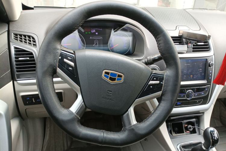 Used Geely Auto Emgrand 2016 Sedan 1.5L Manual Luxury Model Steering Wheel