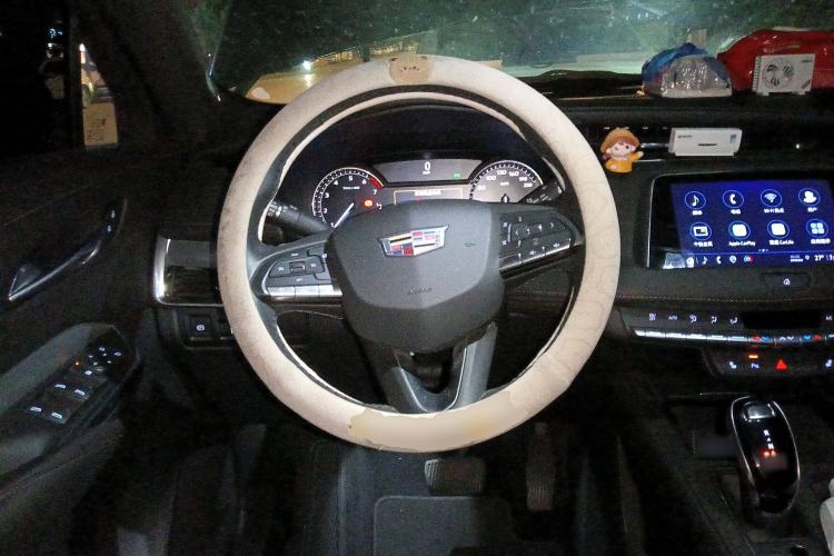 Used Cadillac XT4 2021 28T Two-Wheel Drive Luxury Version
