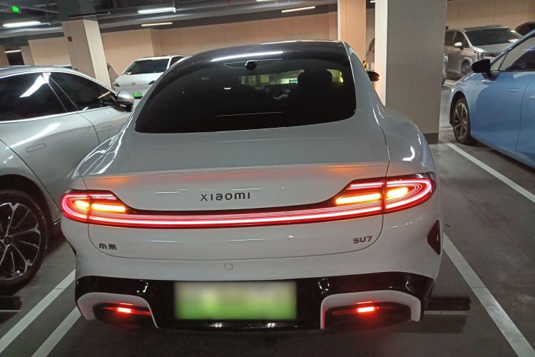 Used Xiaomi Auto SU7 2024 Rear-Drive Long-Range Intelligent Driving Version Rear