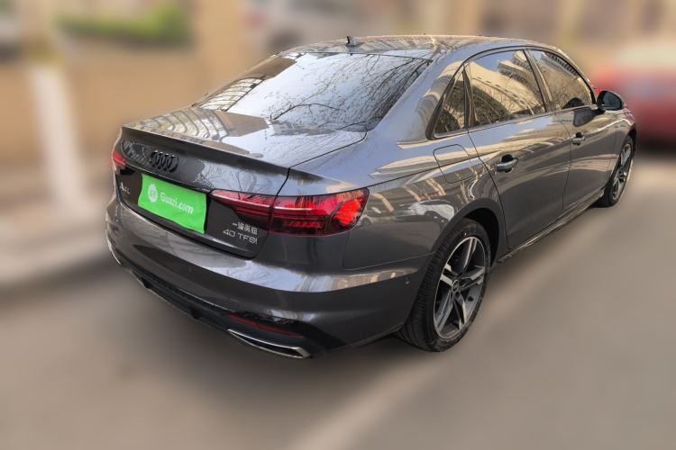 Used Audi A4L 2022 40 TFSI Luxury Dynamic Model
