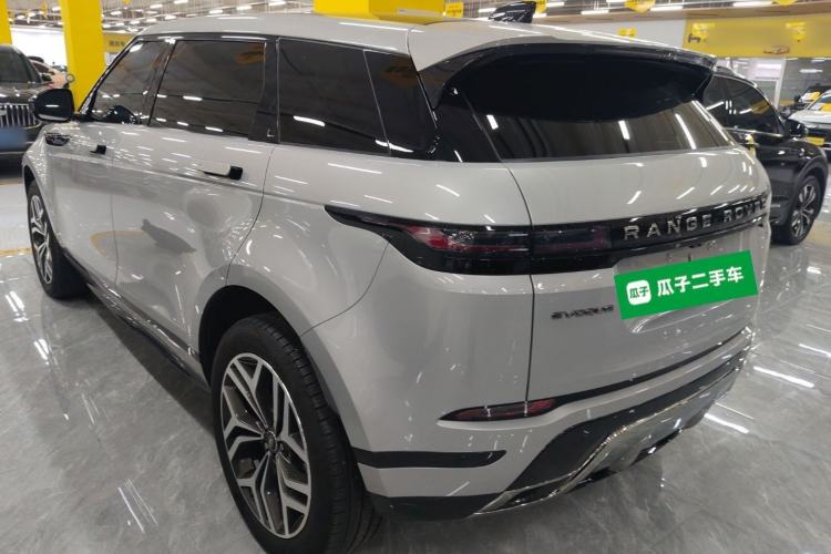 Used Land Rover Range Evoque 2024 Aurora L 249 PS Prestige Light-Chasing Edition
