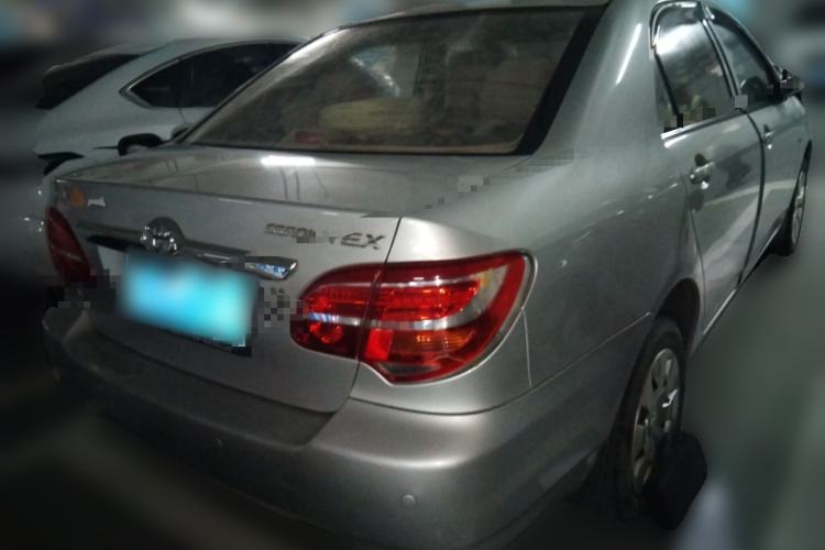 Used Toyota Corolla EX 2011 1.6L Automatic Luxury Edition

