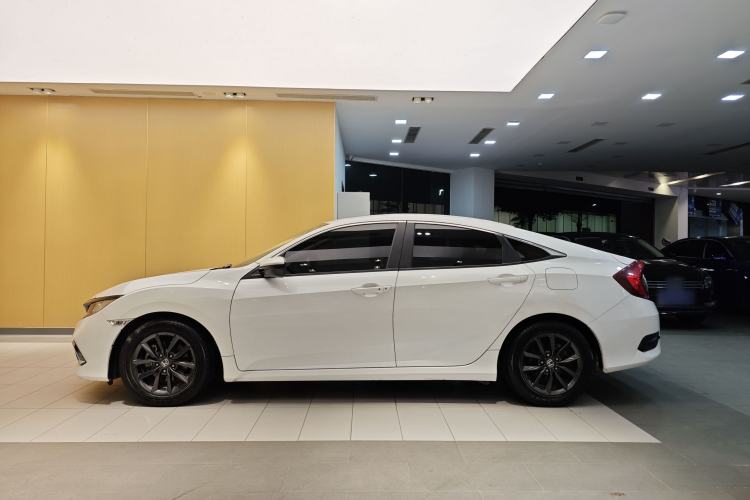 Used Honda Civic 2019 220TURBO CVT Dynamic Edition China VI Exterior 4