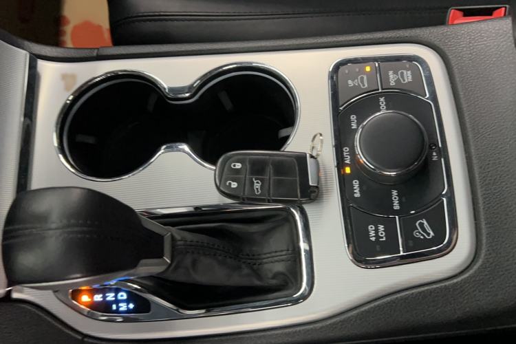 Used Jeep Grand Cherokee (Import) 2020 3.0L Elite Navigation Edition
