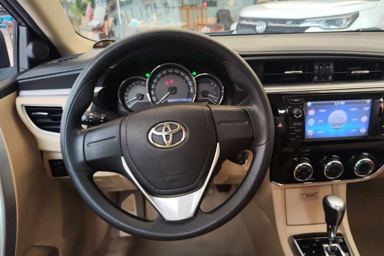 Used Toyota Corolla 2014 1.6L CVT GL Steering Wheel
