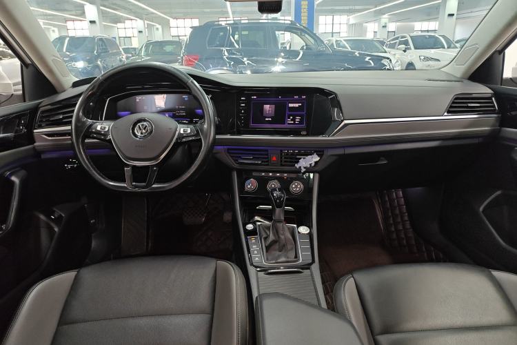 Used Volkswagen Sagitar 2021 200TSI DSG Comfort Connect Edition Center Console