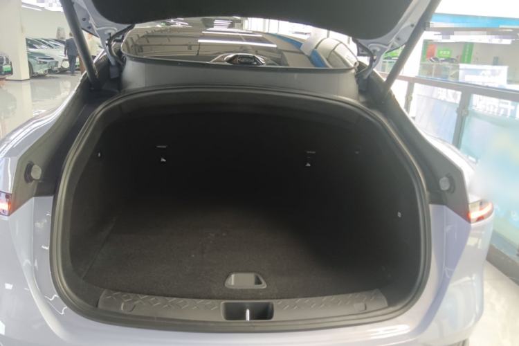 Used Avatr 06 2025 Pro Range-Extended Edition
