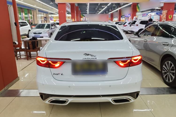 Used Jaguar XFL 2023 XFL 2.0T P250 Two-Wheel-Drive Elite Sport Edition