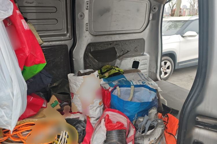 Used Wuling Rongguang V 2019 1.5L Window-Sealed Utility Model China VI LAR Left Rear Seat