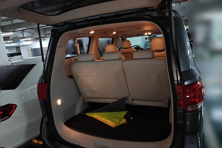 Used SAIC MAXUS G10 2018 PLUS 1.9T Manual Elite Edition Diesel
